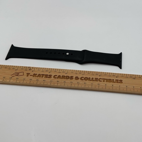 Black Silicone Apple Watch Sport Band. - Picture 1 of 2